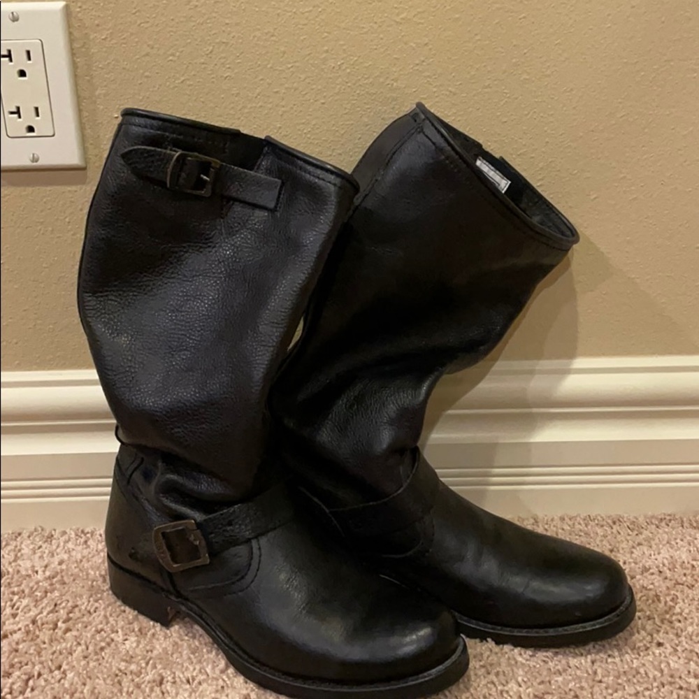 The Frye Veronica Black Leather Boot size 10